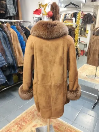 Montone Scamosciato Marrone con Volpe