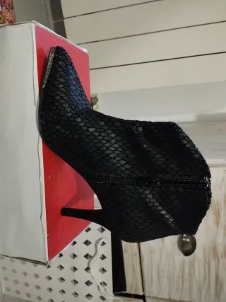 Botines mujer negros