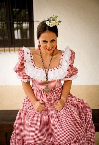 Traje de flamenca rojo y blanco