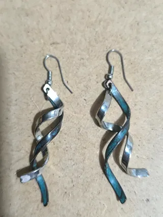 Libélula con Piedras incrustadas en Plata