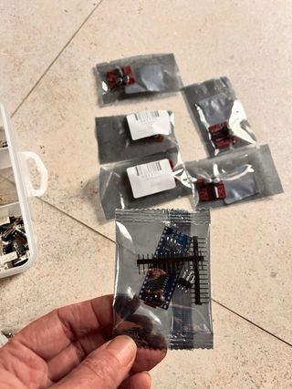 Lote electrónica Arduino, servos, LEDs