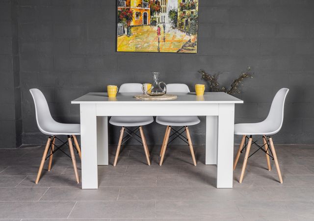 Set nórdico de mesa con 4 sillas blacas