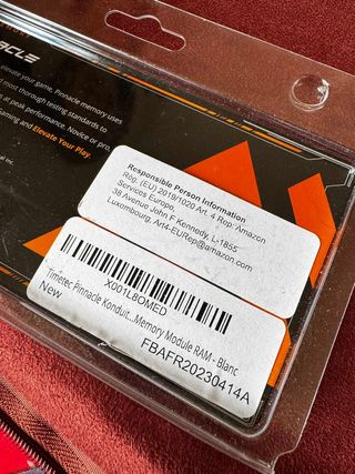 128GB RAM DDR4 Timetec Konduit RGB (4x32GB)