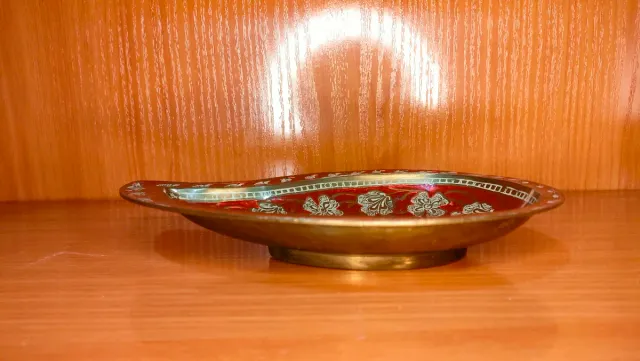 Ciotola portacenere in bronzo/ottone dipinto 640513971