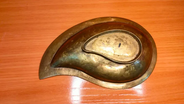 Ciotola portacenere in bronzo/ottone dipinto 640513971