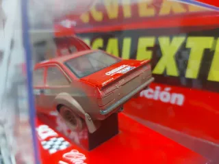 SCALEXTRIC FORD ESCORT MKII "DIRT EFFECT" NUEVO