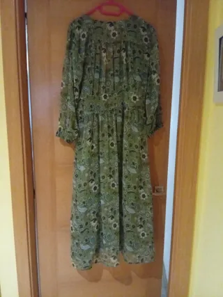 Vestido boho verde entretiempo