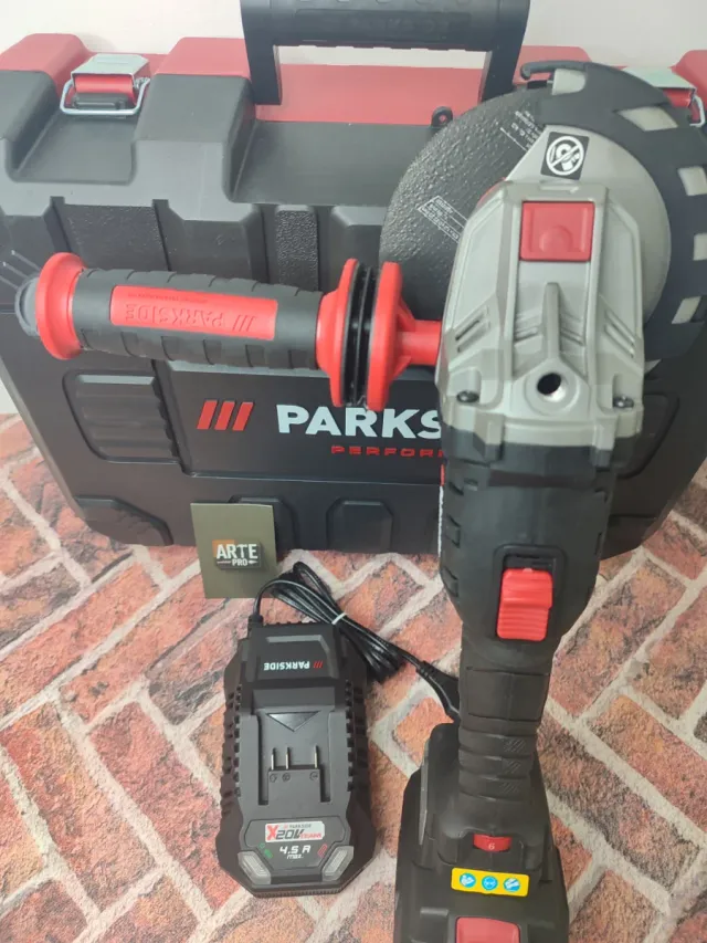 Amoladora Parkside + Batería 4Ah + Cargador