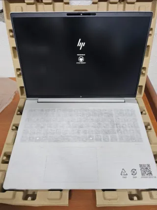 Portátil HP Plata y Negro