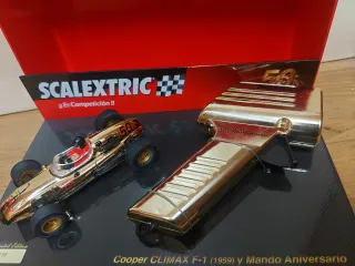 SCALEXTRIC COOPER CLIMAX F-1 "50 ANIVERSARIO"NUEVO