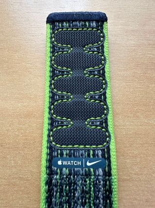 Apple Watch X Nike 45mm. Bright Green/Blue Loop