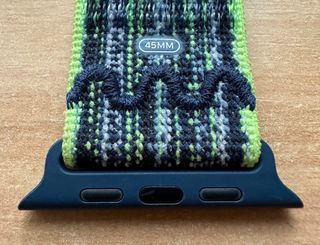 Apple Watch X Nike 45mm. Bright Green/Blue Loop