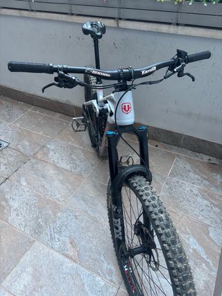 Bicicleta Mondraker Crafty Carbon R