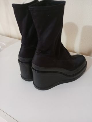 Botín cuña tela elástica talla 37