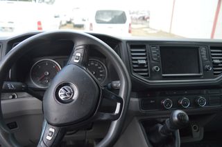 VOLKSWAGEN Crafter Ch. Cb. 2.0TDI SCR 35 BL L4 103