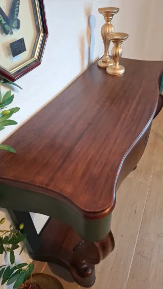 Mesa consola antigua restaurada