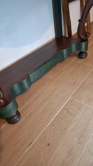 Mesa consola antigua restaurada