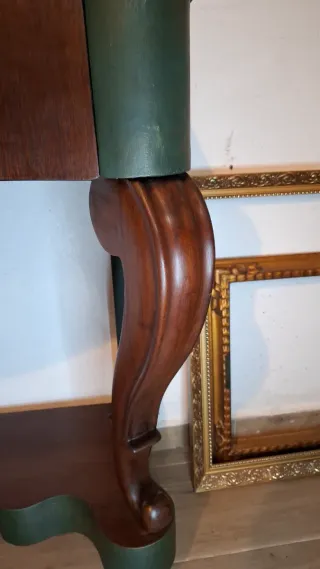 Mesa consola antigua restaurada