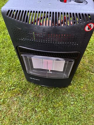 Estufa de gas cerámica  llama azul “Orbegozo” HC73