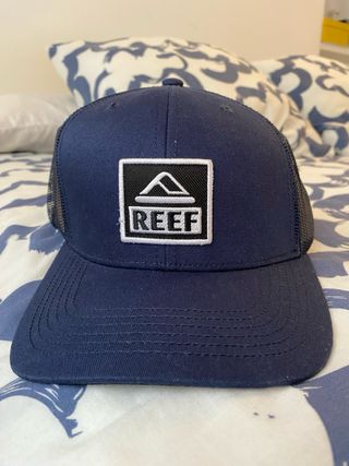 Gorra Reef Townsend Negra y Azul
