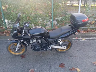 Yamaha FZS 600 Fazer