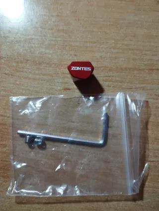 Fundas Botones Zontes Rojas precio muy negociable