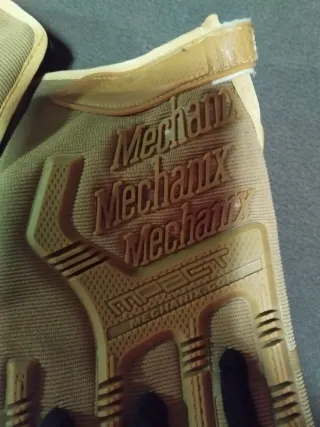 Guantes Mechanix Beige y Azul