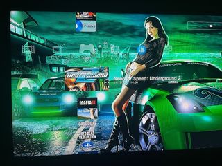 Playstation 3 320GB con 4 mandos y juegos