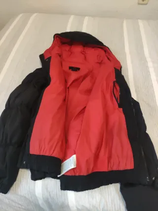 Chaqueta Jordan Negra y Roja