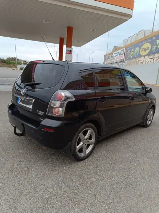 Toyota Verso 2008