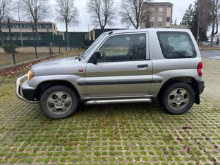 Mitsubishi Montero 2000