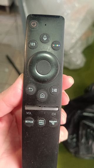 Televisión Samsung 65”