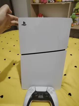 PlayStation 5 Digital Edition + Mando