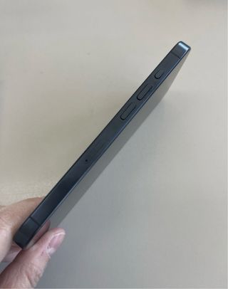 iPhone 15 Pro Max Gris Como Nuevo