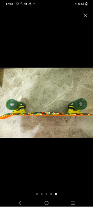 Mini patineta naranja