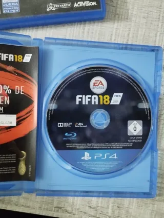 PS4: Call of Duty + FIFA 18