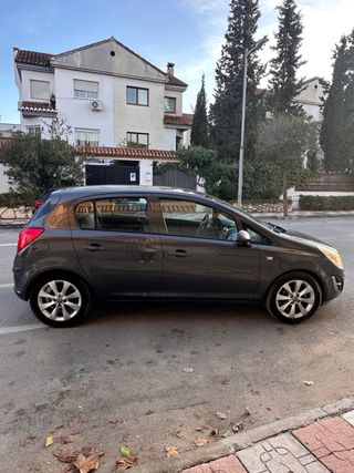 Opel Corsa 2013 etiqueta C