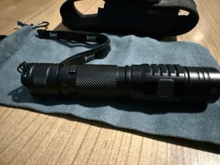 Linterna Wuben TO40r