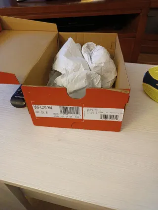 New balance fuelcell Rebel v4 mujer