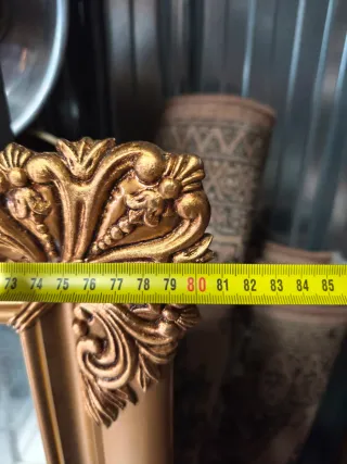 Espejo Dorado Grande con Marco Decorado