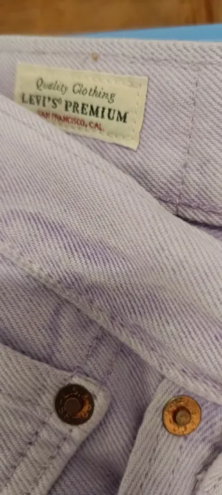 Pantalón corto Levi's hombre morado