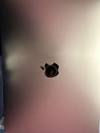 MacBook Pro 13 M1 8GB RAM 256GB SSD para piezas