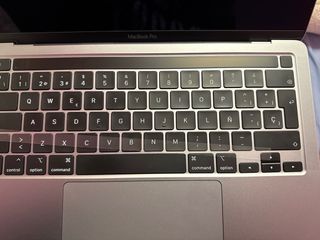 MacBook Pro 13 M1 8GB RAM 256GB SSD para piezas