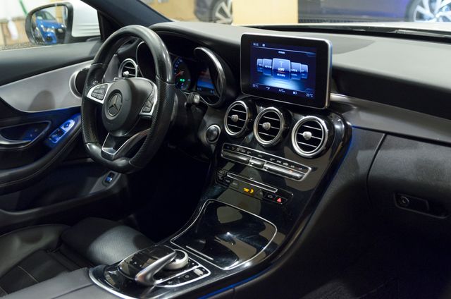 Mercedes-Benz Clase C 220D COUPE 9G AMG