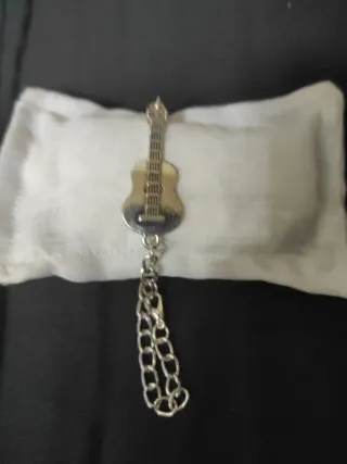 Pulsera metal guitarra plata