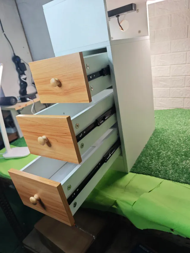 Mesita Noche Carga Blanca y Madera 70x45x25 NUEVO