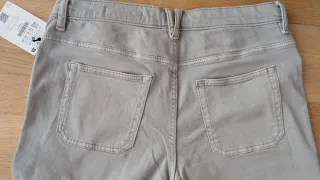 Pantalón Bershka flare gris talla L