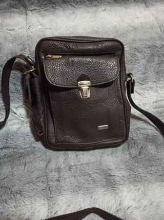 Bolso bandolera hombre piel marrón