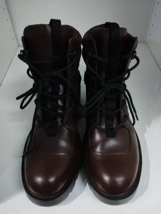 Botines UGG con plataforma marrones