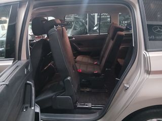 FLAMANTE Volkswagen Touran TDI 7 PLAZAS DSG 2017